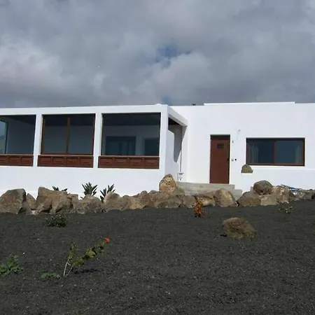 Sleeps 2 Wifi T691366 펜션 Las Breñas